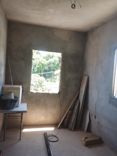Casa , Com Kit Net Pronta , Com Laje Pronta Para Construir