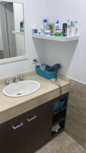 Casa En Venta En Altos De Campo Grande. Venta Con Renta