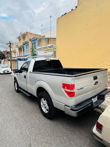Ford Lobo 5.0l XLT cabina sencilla 4x2