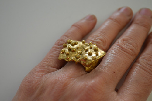 Imagen 2 de 10 de Anillo Dorado Espuma, Abierto, Texturas, Macizo De Bronce