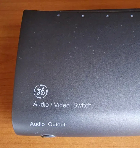 Ge Audio Video Switch (Usado)