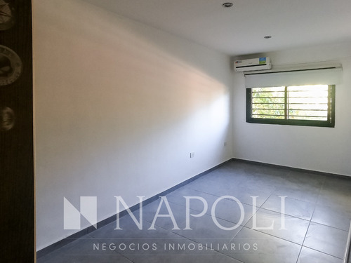 Imagen 11 de 13 de Impecable Dúplex En Venta, En Canning