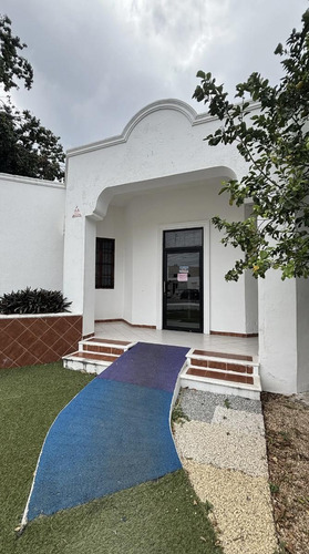 Renta De Local Comercial De 320 M2 En El Centro