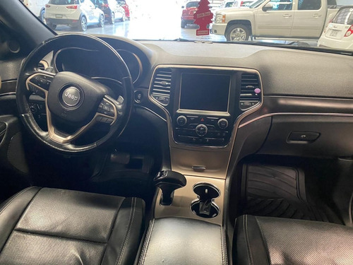 Imagen 12 de 15 de Jeep Grand Cherokee 2014 5.7 V8 Limited Lujo 4x2 At