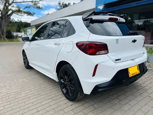 Chevrolet Onix 1.0T Rs Mt