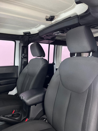 Jeep Wrangler 3.6 Unlimited Sahara 4X4 At8
