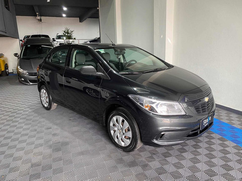 Imagen 13 de 16 de Chevrolet Onix 2016 1.4 Lt Mt 98cv
