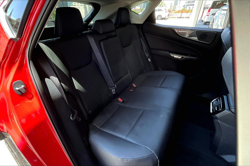 Lexus NX 5p 250 L4/2.5 Aut