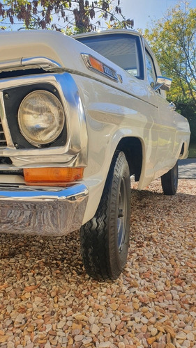 Ford F-100 F100 V8