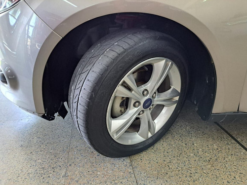 Imagen 7 de 15 de Ford Focus 1.6 S 4 Puertas. Año 2014. Excelente Estado