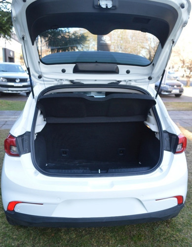 Imagen 6 de 15 de Fiat Argo Drive 1.3 Blanco