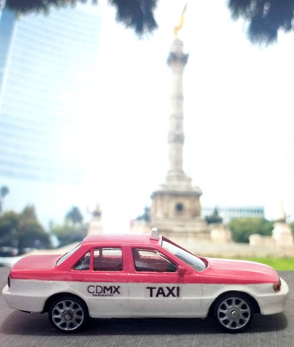 Custom Tipo Hotwheels Tsuru Taxi Cdmx Hecho De Resina Blanco