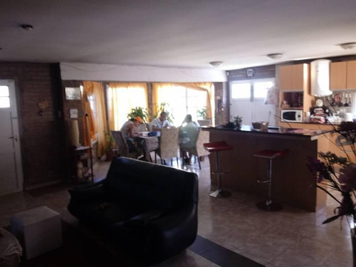 Venta Casa 3 Dormitorios - Ibarlucea - Excelente Inmueble