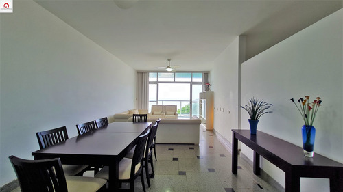 Imagem 3 de 18 de Apartamento À Venda - Guarujá - Frente Ao Mar - 4 Dormitórios - Sala Para 3 Ambientes - Sacada - 1 Vaga De Garagem - Ap05781 - 69284803