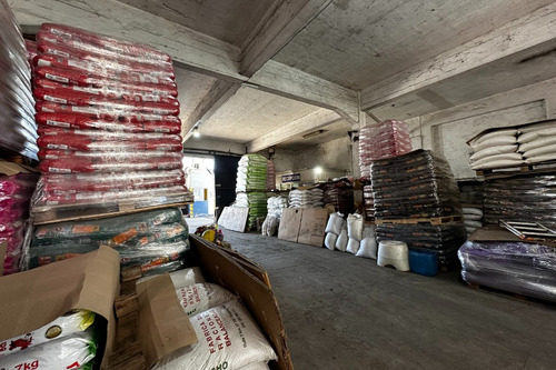 Espacios De Almacenamiento En Alquiler Para Productos Y Materiales De Construcción