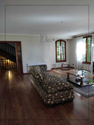 Imagen 3 de 30 de Exclusivo Chalet 5 Amb. Con Piscina