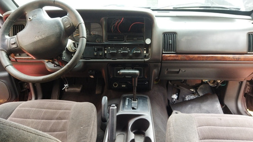 Jeep Grand Cherokee Lared 4x4 4.0 V6