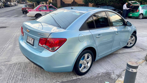Imagen 7 de 15 de Chevrolet Cruze 2012 1.8 A Ls Aa Cd Mp3 R-16 At