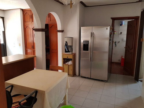 Imagen 6 de 22 de Venta De Hermosa Casa En Arboledas