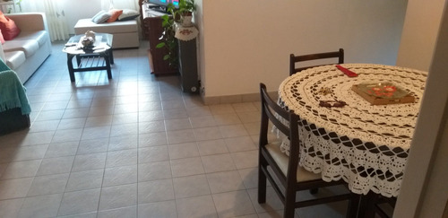 Imagen 4 de 30 de Departamento De 4 Ambientes - A La Calle - Bahia Blanca 2600