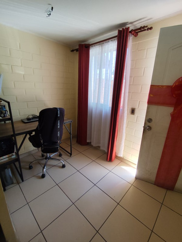 Excelente Propiedad Comercial En Sector Residencial!!