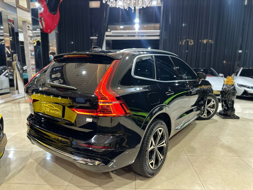 Volvo XC60 2.0 T8 Inscription Expression Recharge (plug-in) 5p Hibrido