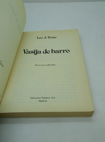 Vasija De Barro. Leo J. Trese.