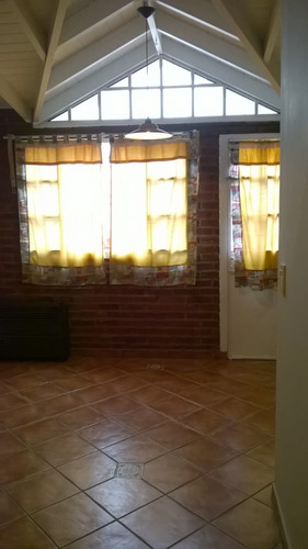 Chalet En Venta Temperley 2 Dormitorios Garage Permuta Caba