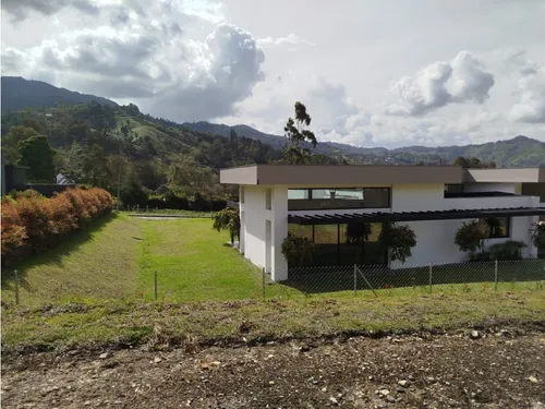 Venta Lote El Retiro Fizebad En Prestigiosa Unidad