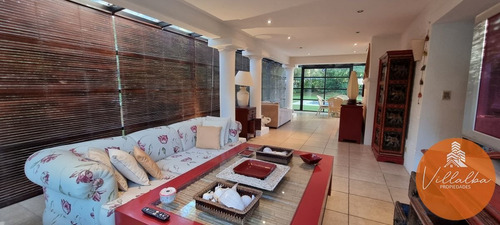 Imagen 4 de 8 de Casa De 5 Dormitorios En Suite En Rincón Del Indio Punta Del Este