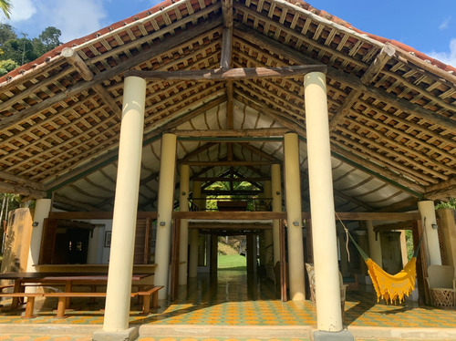 Se Vende Finca 4 Hectareas 6h+5b+50e Sabaneta