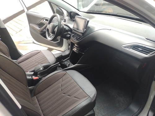 Peugeot 2008 Feline 2018 Nueva Full Nafta Km Real Permuto Pd