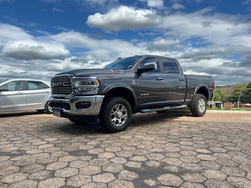 RAM Ram 3500 6.7 Laramie Cab. Dupla 4x4 Aut. 4p