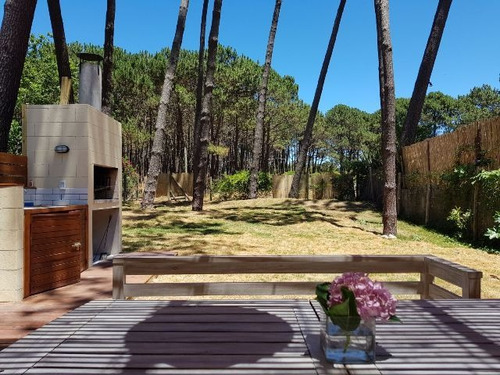 Casa En Venta De 3 Dormitorios En Montoya