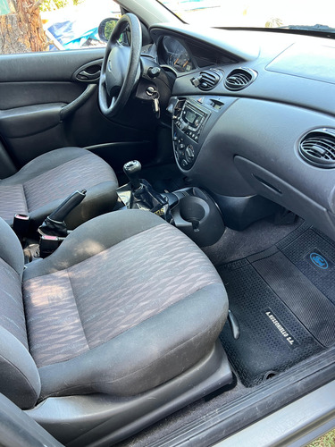Ford Focus 1.6 Ambiente