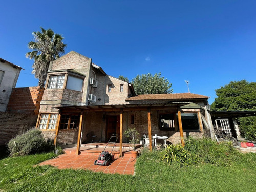 Imagen 19 de 26 de Chalet Castelli Al 600 750 M2 De Terreno