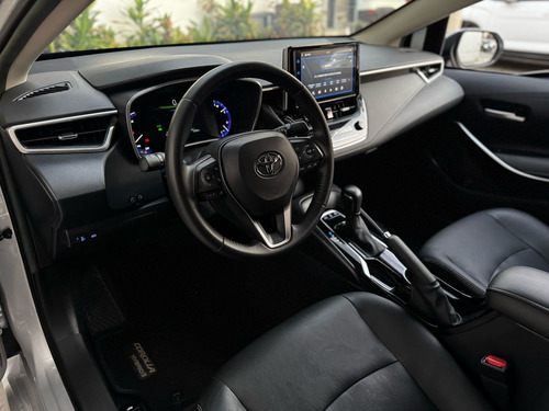 Toyota Corolla 1.8 Altis Hybrid Flex Aut. 4p Hibrido Flex