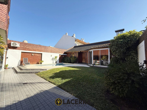 Casa 7 Ambientes En Venta, Villa Ballester