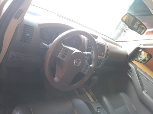 Imagem 7 de 7 de Nissan Frontier 2012 2.5 Le Cab. Dupla 4x4 Aut. 4p