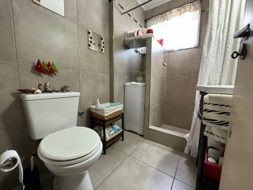 Imagen 9 de 15 de Departamento Cuatro Amb, En Venta, Excelente (parque Patricios)