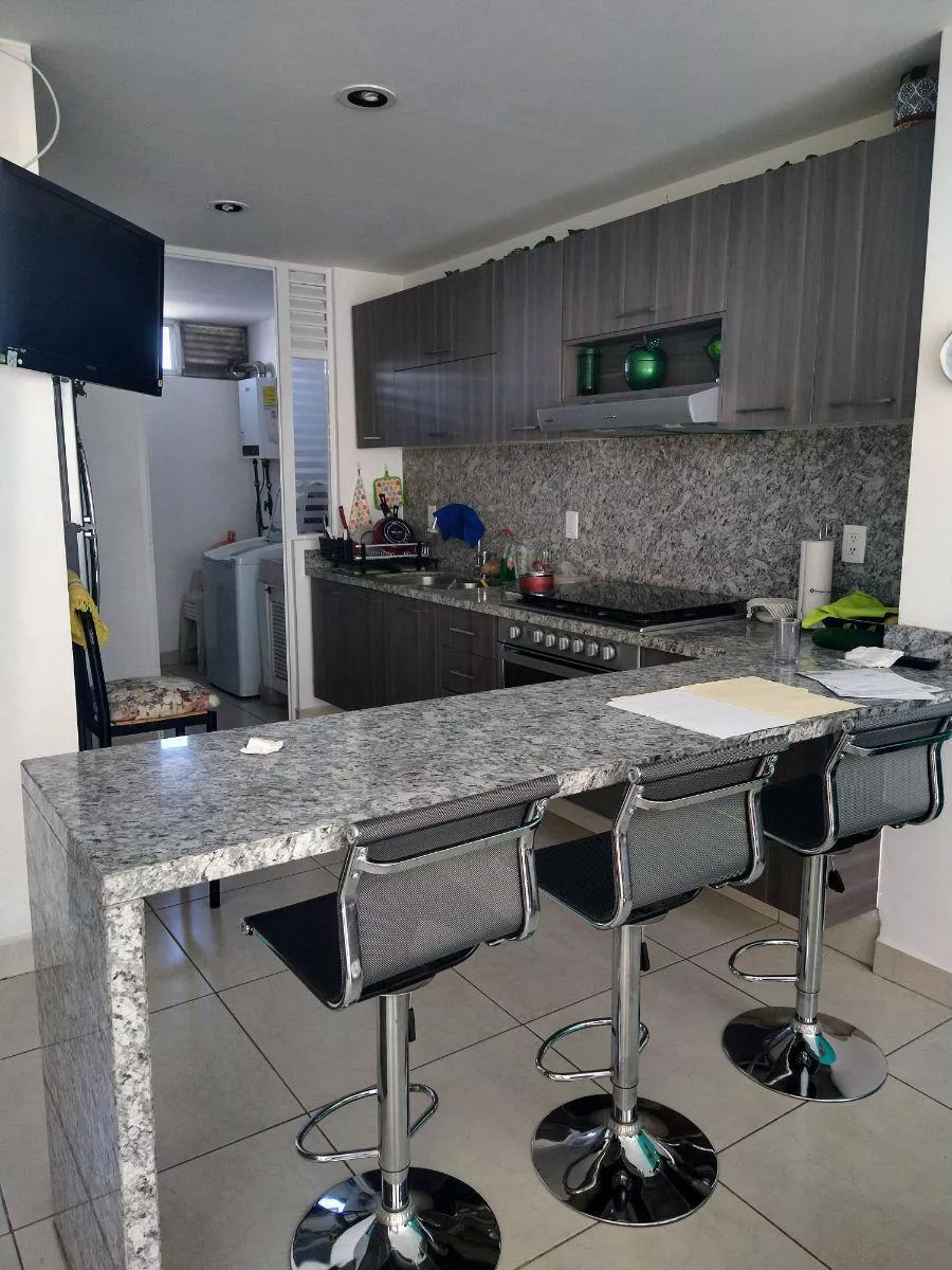 Casa En Venta De 3 Recámaras En La Entrada De Zakia, Querétaro