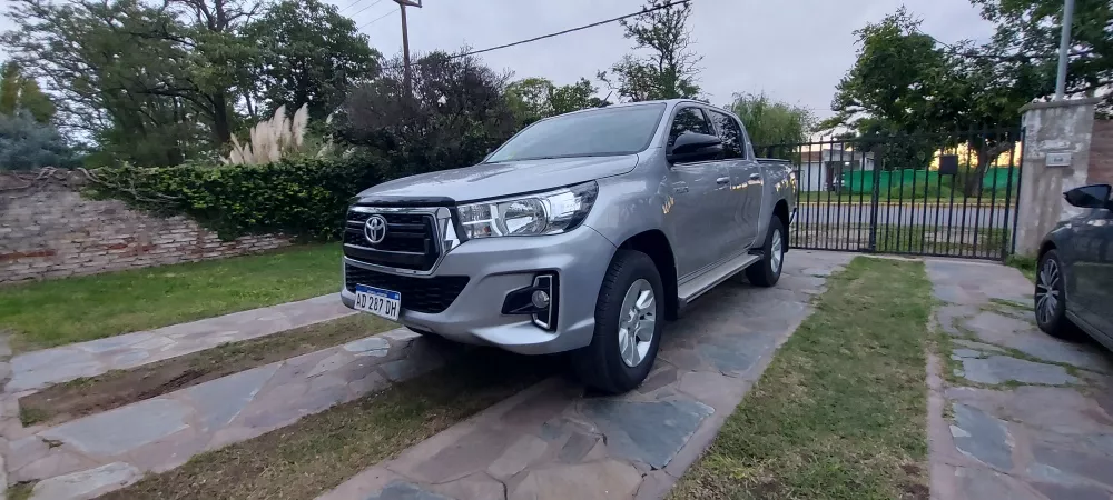 Toyota Hilux 2.4 Cd Sr 150cv 4x2