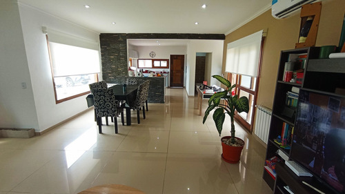 Imagen 5 de 30 de Venta Casa 4 Ambientes Con Pileta Y Gran Quincho