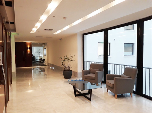 Alquiler Oficinas - Victoria Plaza - Ciudad Vieja