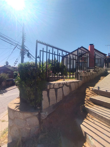 Amplia Y Hermosa Casa En Venta De 4 Dorm. En Quilpué