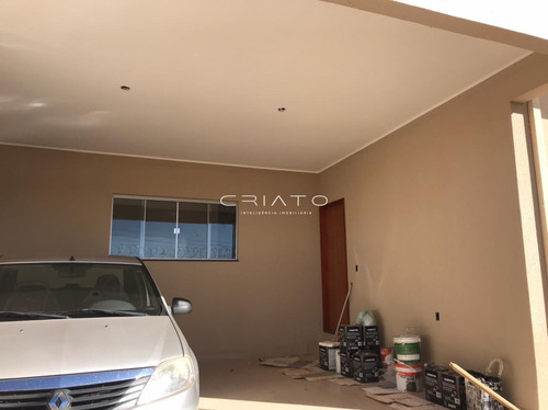 Imagem 1 de 10 de Casa - Residencial Morumbi - 3 Quartos Sendo 1 Suite - 161 M - 374