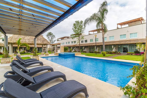 Venta Casa De Lujo 3 Recamaras 1 En Planta Baja