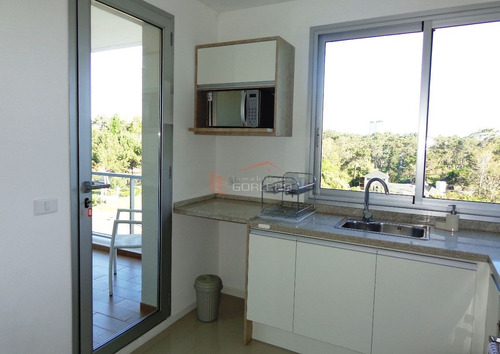 Imagen 23 de 30 de Venta De Apartamento En Mansa, Punta Del Este - 2 Dormitorios - Terraza Parrillero