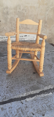 Sillita Mecedora De Niño
