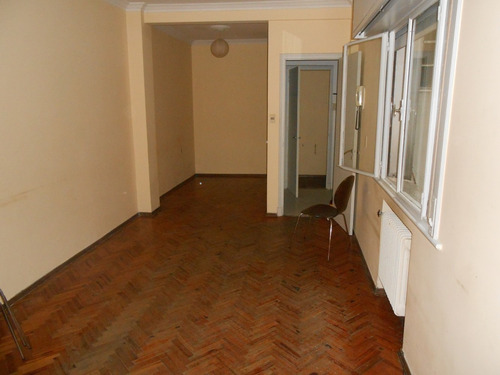 Vacio Al Frente C/terraza Si Bco 2 Dorm C/placares Calef